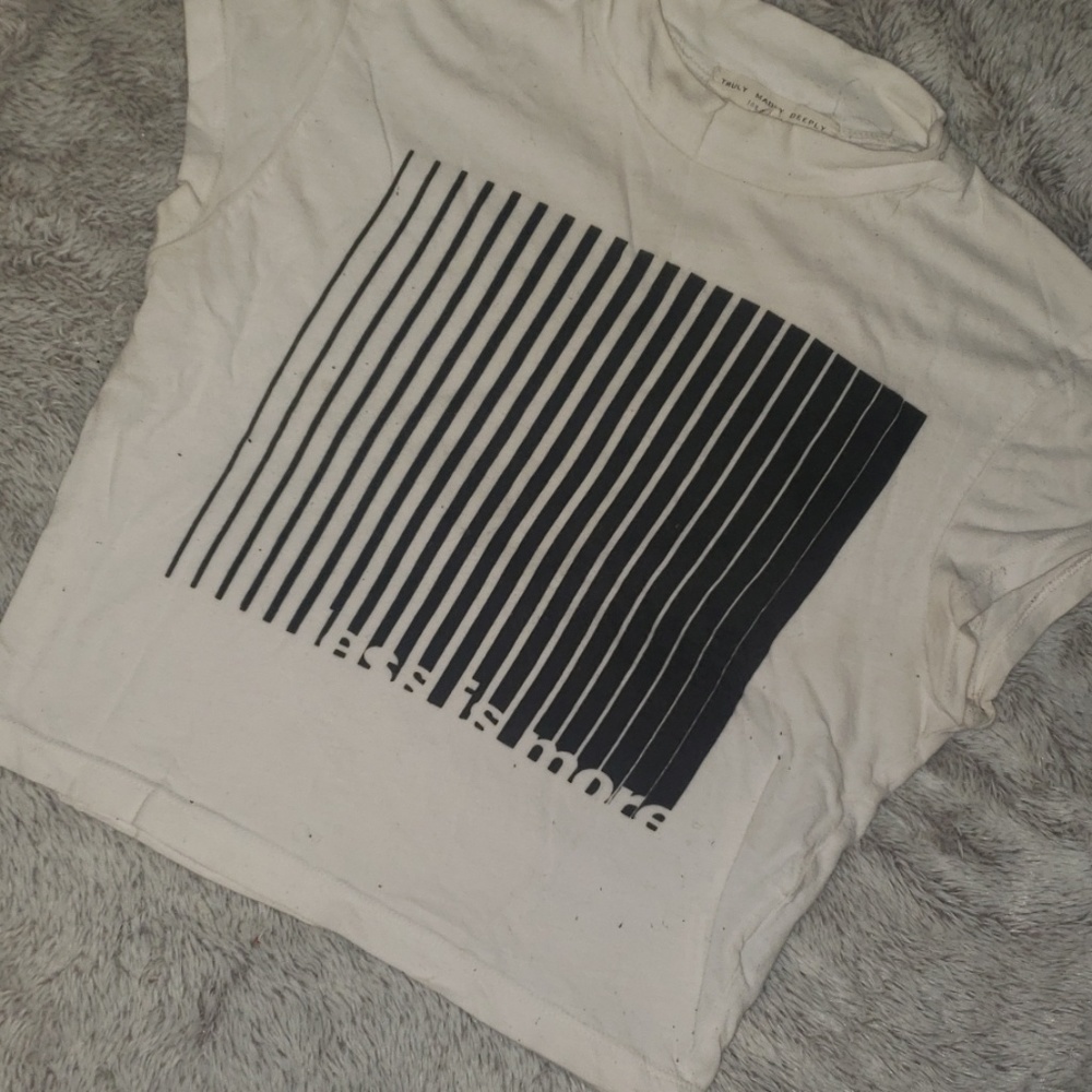 White crop top